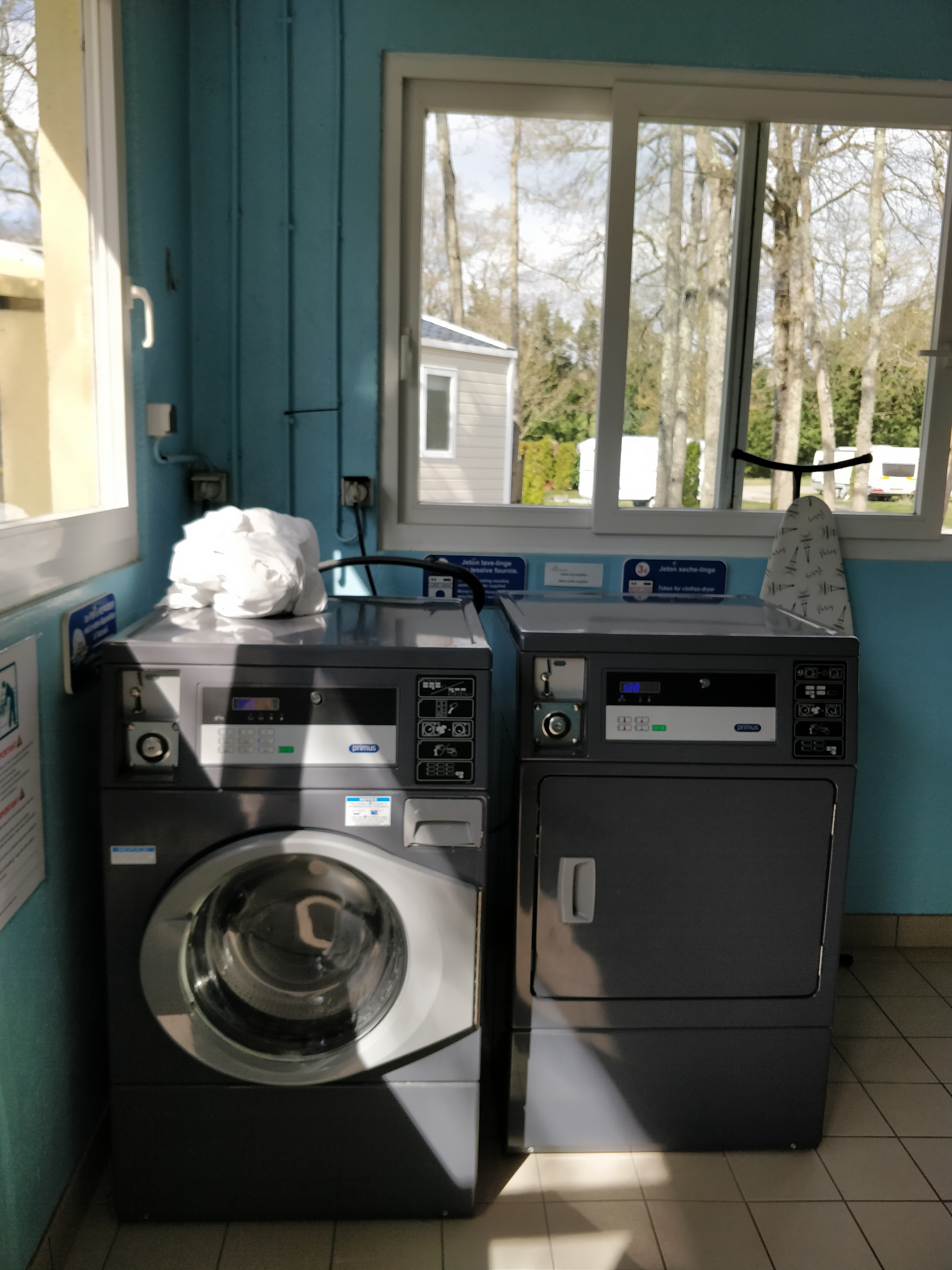 Laundry facilities-Les Acacias Camping, Loire Valley, France